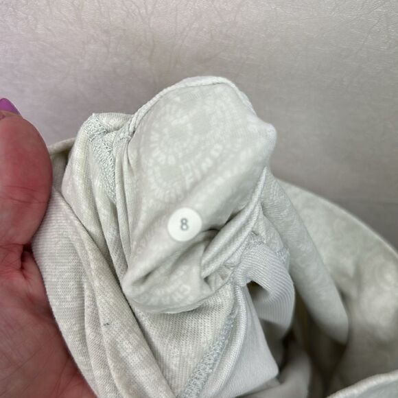 Lululemon Wunder Under Foil Manifesto White Nimbus Crop 8 - Picture 5 of 6